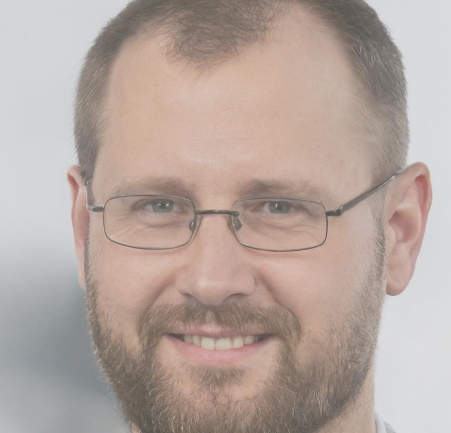 Portrait de Fernand Kossowski, formateur expert en stratégie financière